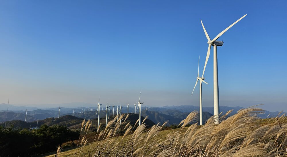 onshore wind turbines