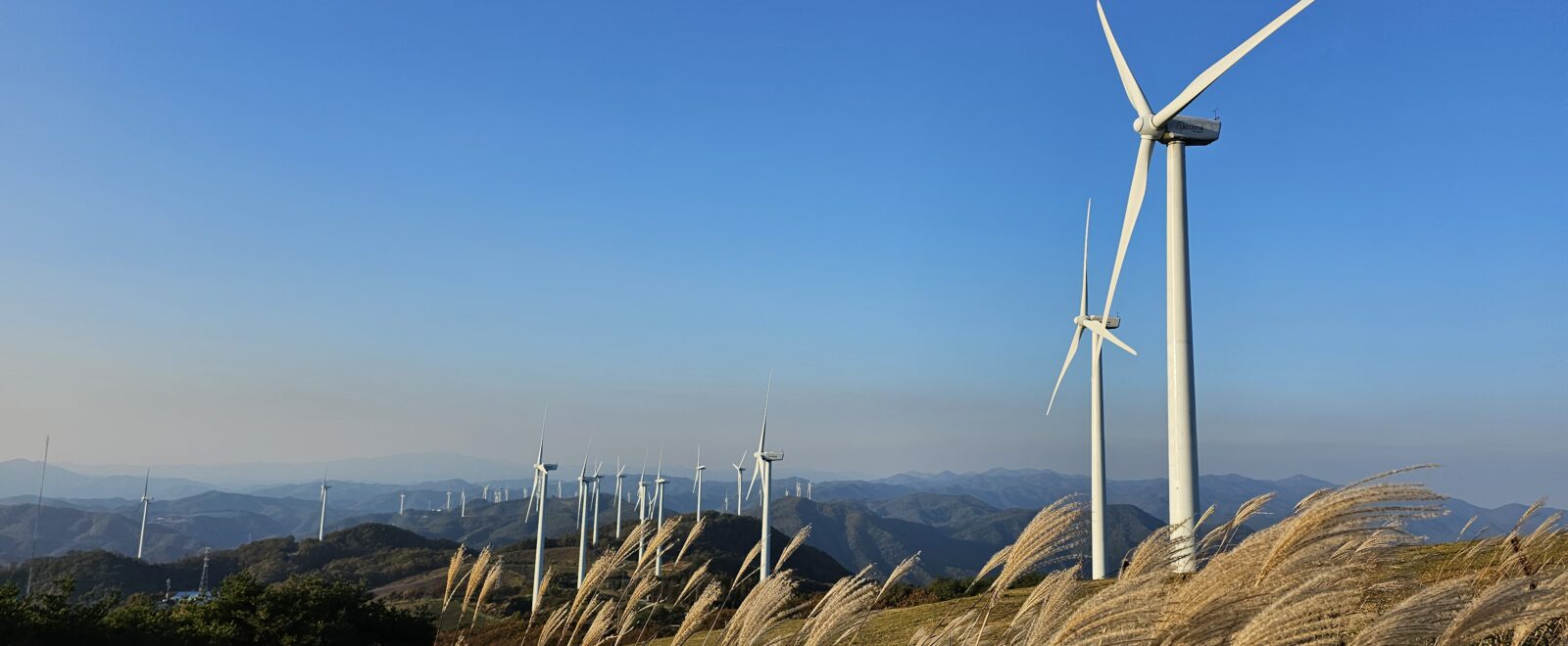 onshore wind turbines